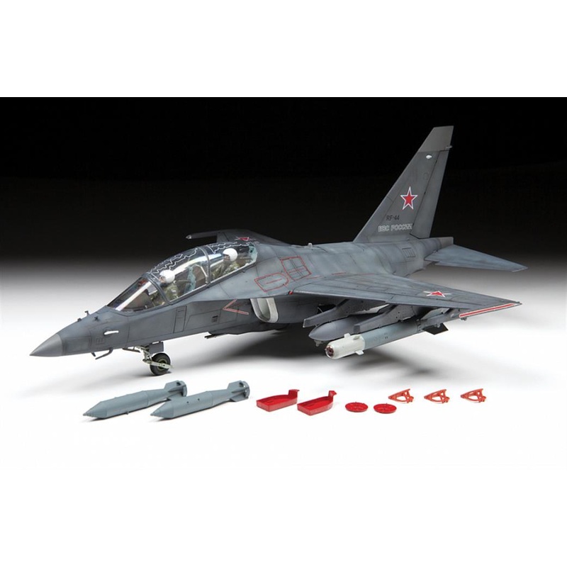 ZVEZDA  4818 RUSSIAN LIGHT BOMBER YAK-130 MITTEN 1/48 SCALE
