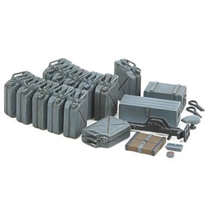TAMIYA 35315 GERMAN JERRY CAN SET  1/35 SCALE