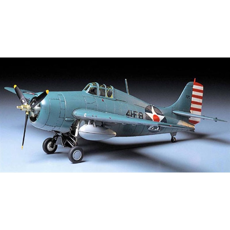 Tamiya 61061 Vought F4U-1D Corsair US Navy Fighter Kit 1/48