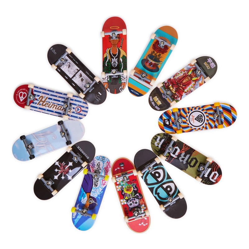 TECH DECK 6070166 FINGER SKATE BOARD ASSORTED DESIGNS