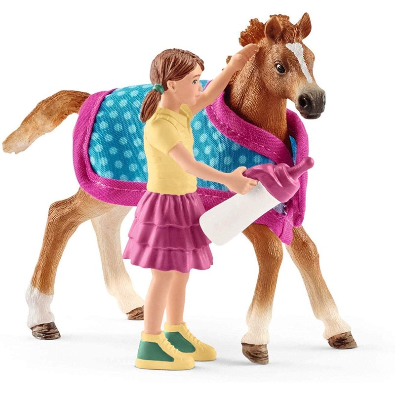 SCHLEICH  42361 HORSE CLUB FOAL WITH BLANKET
