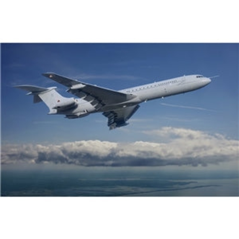 RODEN 328 Vickers VC-10 K4 Type 1170 tanker 1:144 SCALE