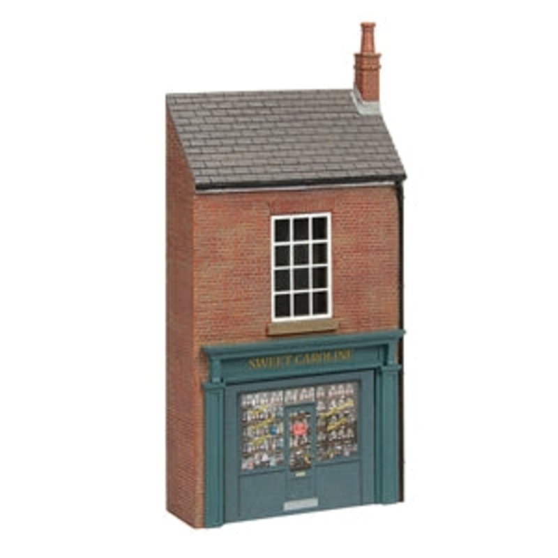 SCENECRAFT 44-0124 LUCSTON LOW RELIEF SWEET SHOP
