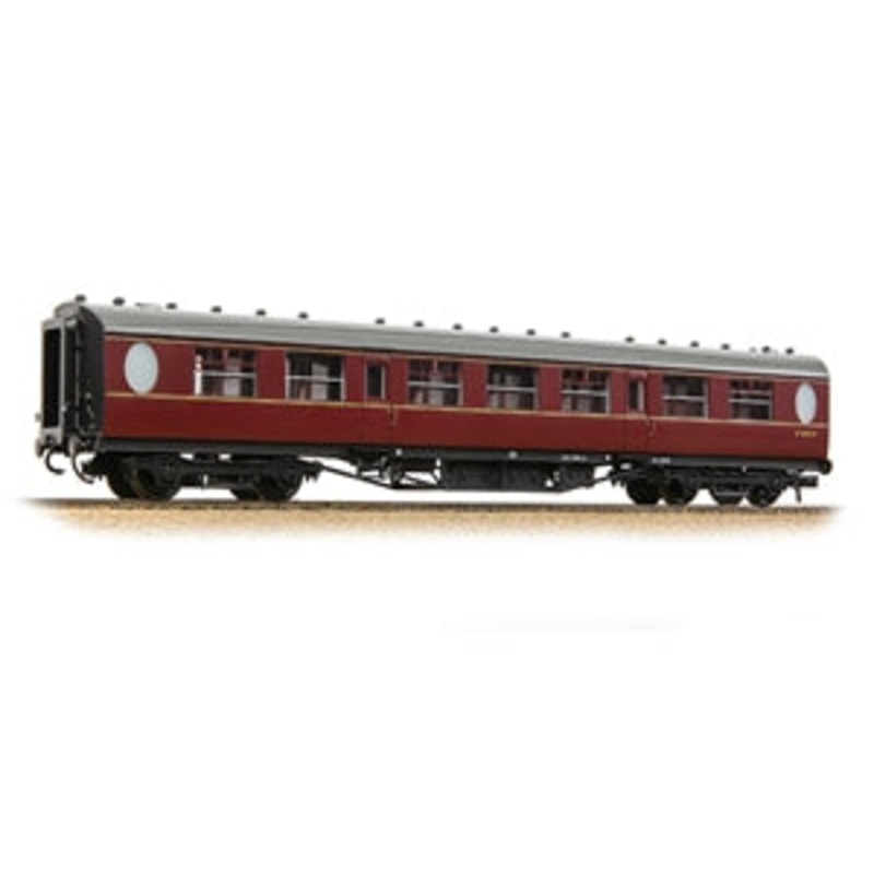BACHMANN 34-387 LNER Thompson Second Corridor BR Maroon