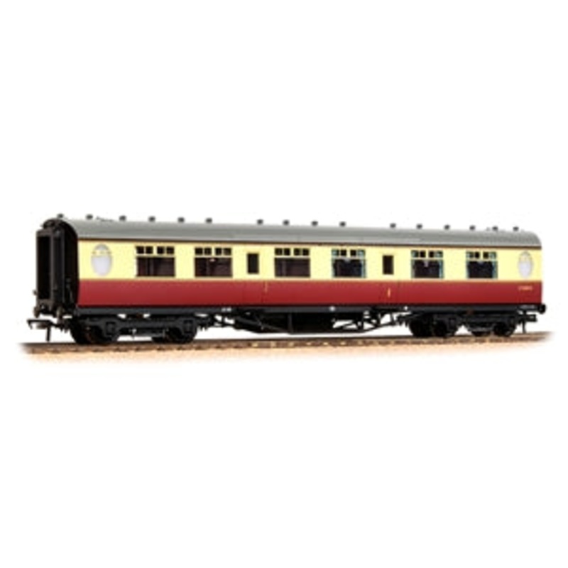 BACHMANN 34-411 THOMPSON COMPOSITE CORRIDOR BR CRIMSON & CREAM