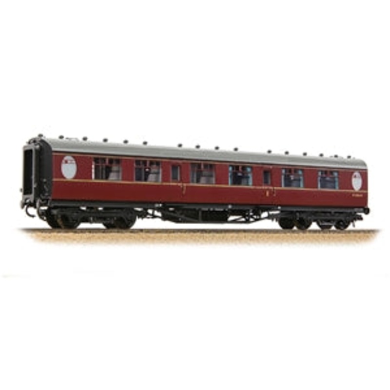 BACHMANN 34-412  LNER Thompson Composite Corridor BR Maroon