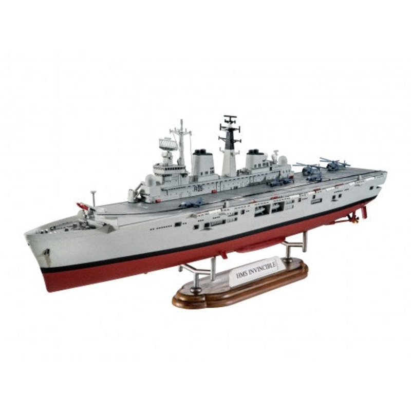 Revell 65172 Model Set - HMS Invincible (Falklands War)