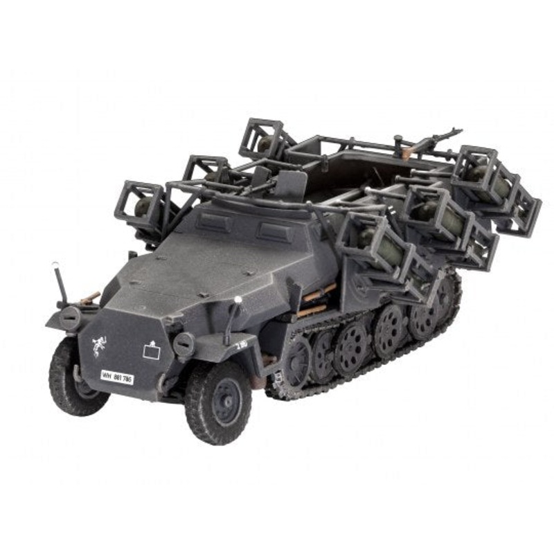 Revell 03324 Sd.Kfz. 251/1 Ausf. C with Wurfr. 40
