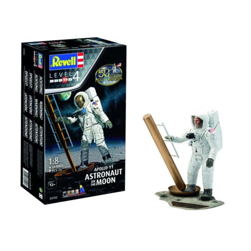 Revell 03702 Gift Set - Apollo 11 Astronaut on the Moon