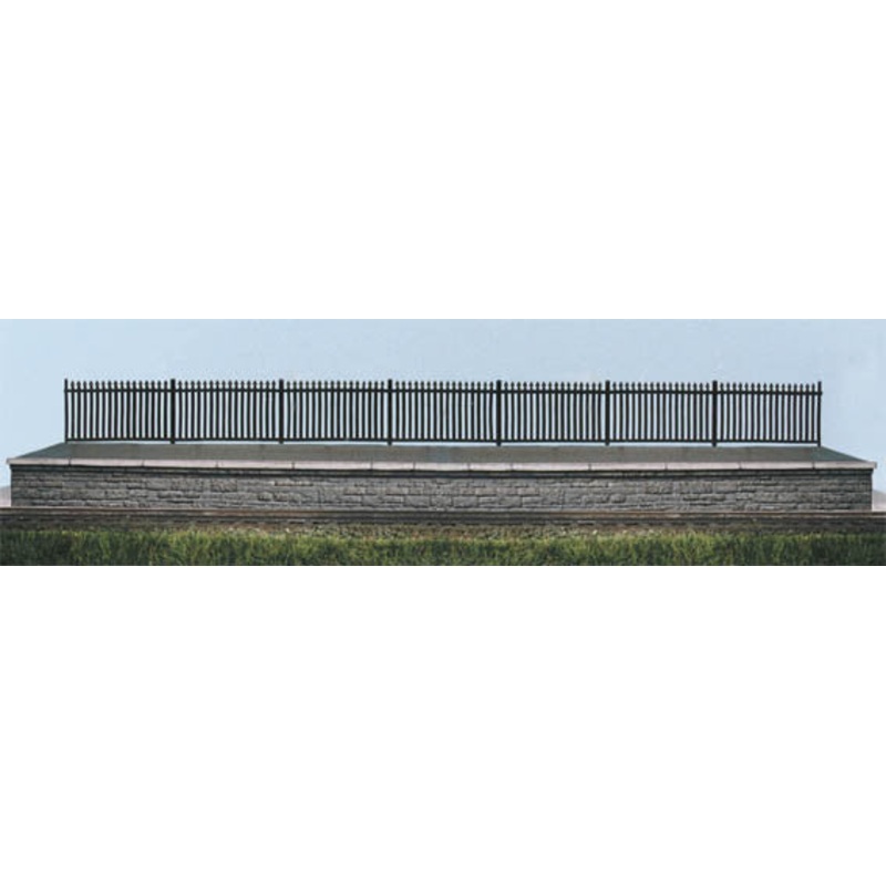 PECO RATIO 245 GWR SPEAR  FENCING STRAIGHTS  N SCALE