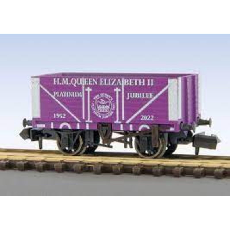 PECO NR-7022HMQ PLANK COAL WAGON HMQ 70 TH JUBILEE LTD EDITION   OO9 SCALE