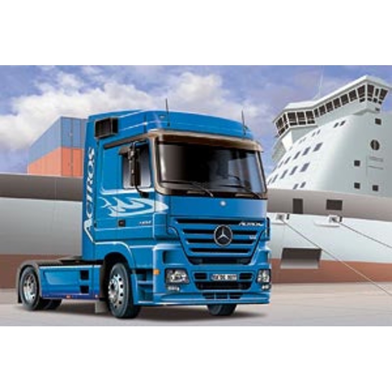 ITALERI 3824 MERCEDES BENZ ACTROS 1854 LS V8  1/24 SCALE