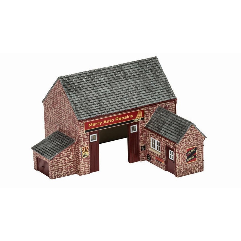 Hornby R9855 The Country Garage