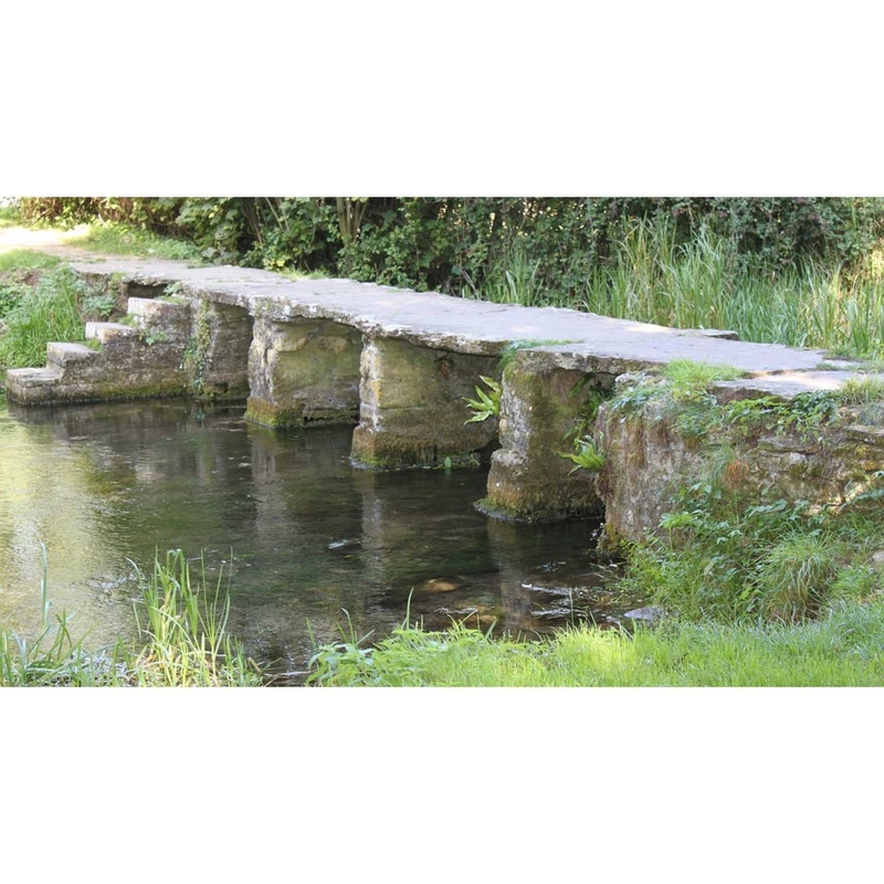 Hornby R7341 Skaledale Buildings Stone footbridge