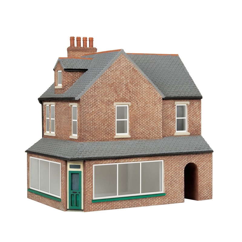 HORNBY R7360 George Althorpe & Son Family Grocer