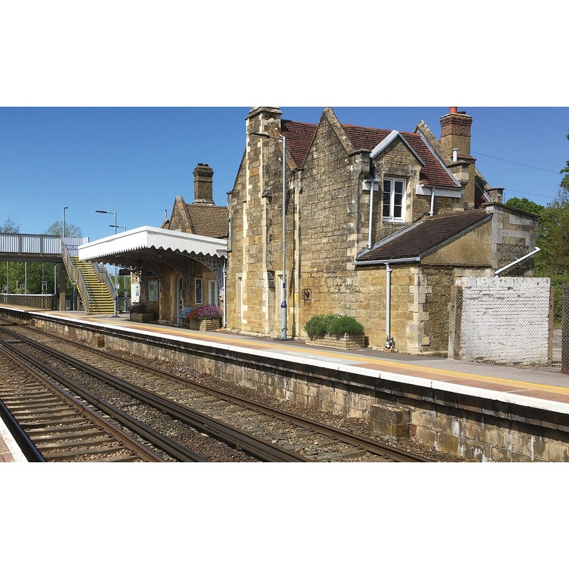 HORNBY R73625 South Eastern Railway Station
