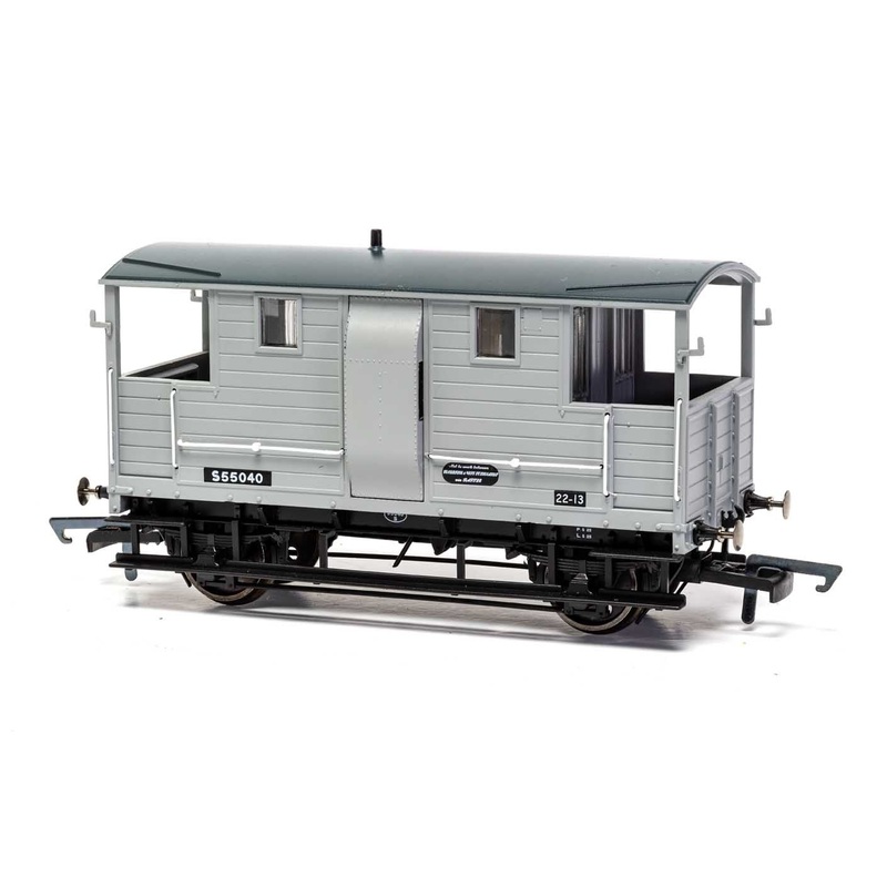 Hornby R6915A BR  24T Diag. 1543 Goods Brake Van  555032 - Era 4