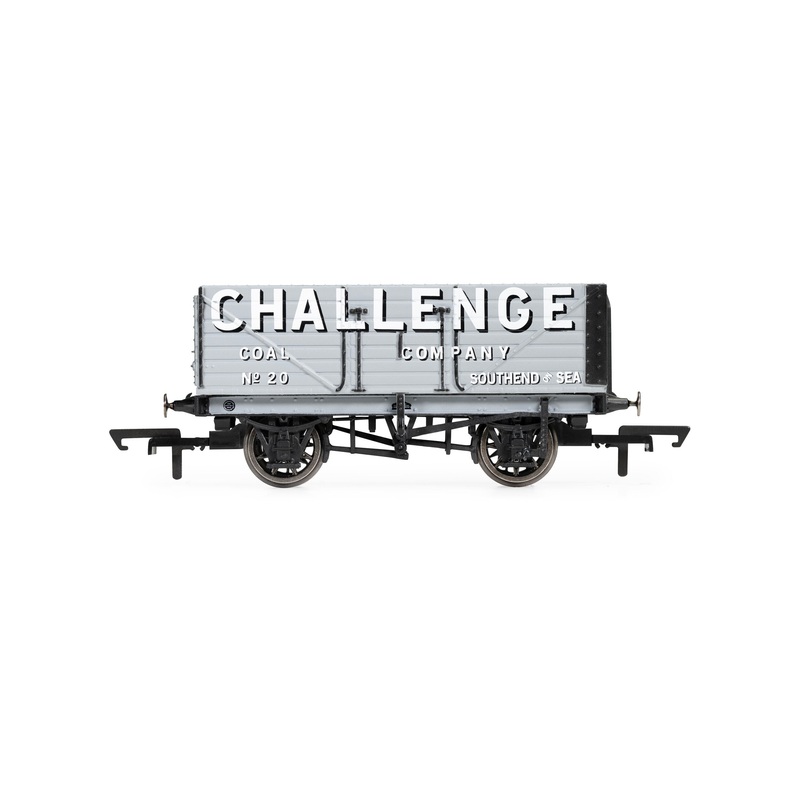 Hornby R60193 7 Plank Wagon, Challenge Coal Company - Era 3