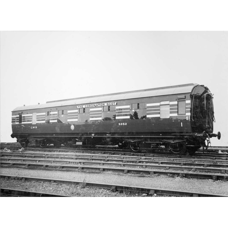 Hornby R4961 LMS  Stanier D1961 Coronation Scot 57' BFK  5052 - Era 3