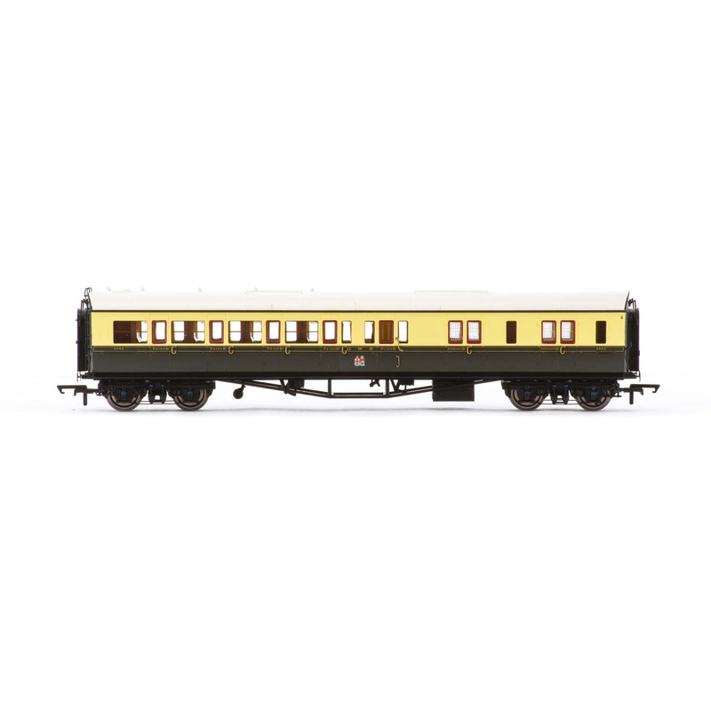 Hornby R4682A GWR  Collett 'Bow Ended' Corridor Composite (L/H)  6528 - Era 3