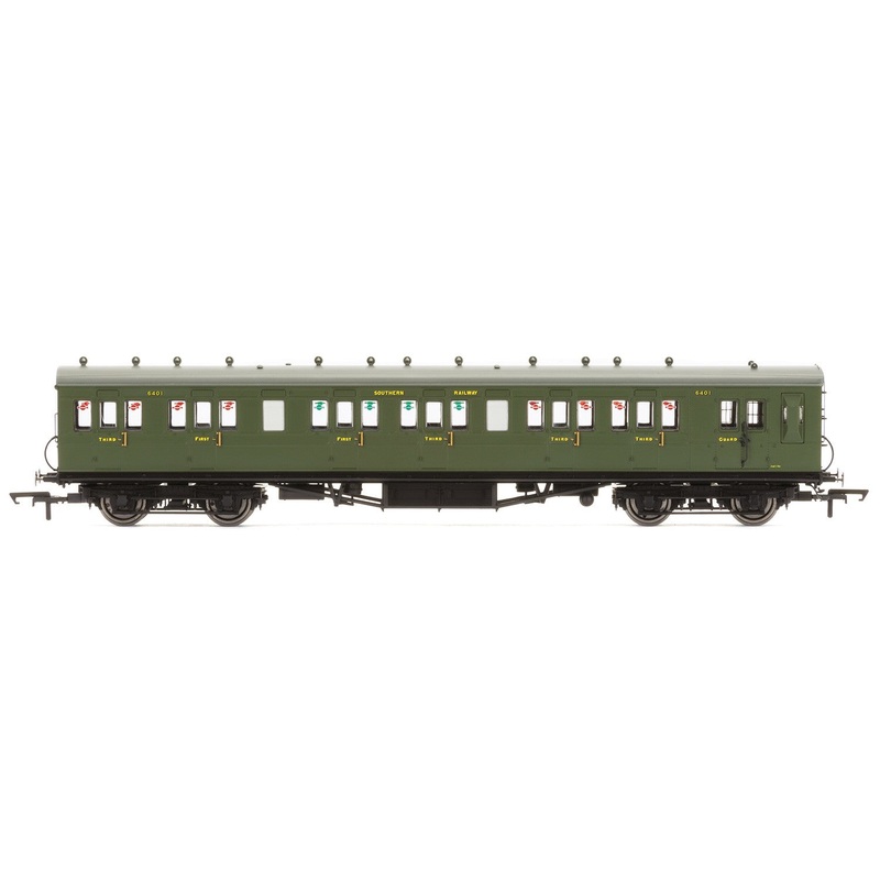 Hornby R4719A SR  58' Maunsell Rebuilt (Ex-LSWR 48')  Six Compartment Brake Composite  6401 'Set 42' - Era 3