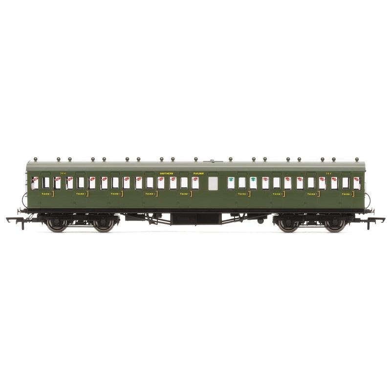 Hornby R4720A SR  58' Maunsell Rebuilt (Ex-LSWR 48')  Nine Compartment Third  364 - Era 3