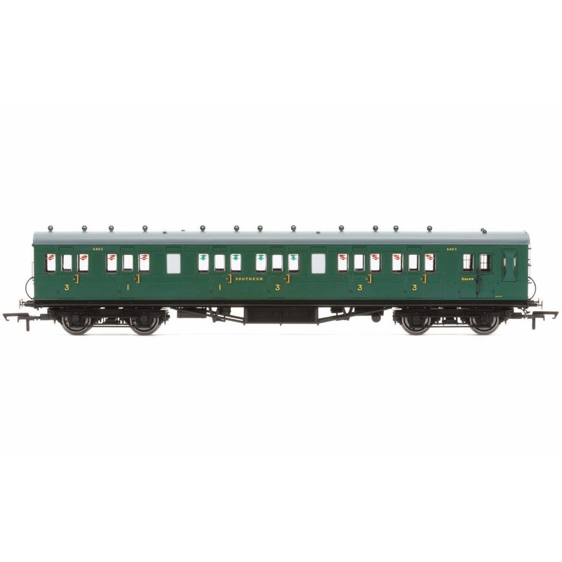 Hornby R4794 SR  58' Maunsell Rebuilt (Ex-LSWR 48')  Six Compartment Brake Composite  6403 'Set 44' - Era 3