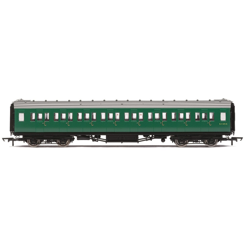 Hornby R4834 BR  Maunsell Corridor Second  S1135S - Era 5