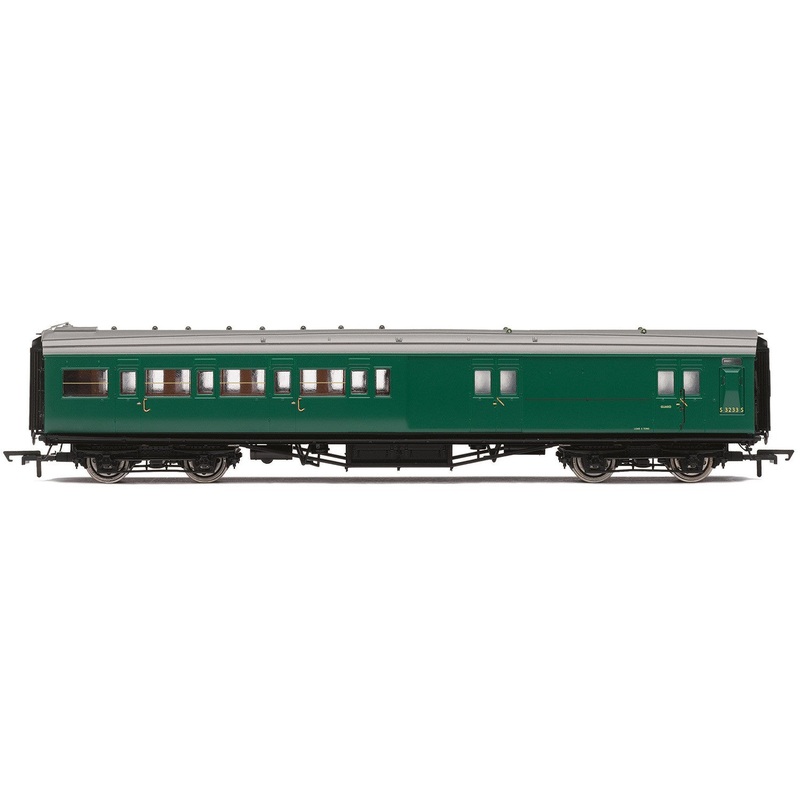 Hornby R4841 BR  Maunsell Corridor Four Compartment Brake Second  S3233S 'Set 399' - Era 5