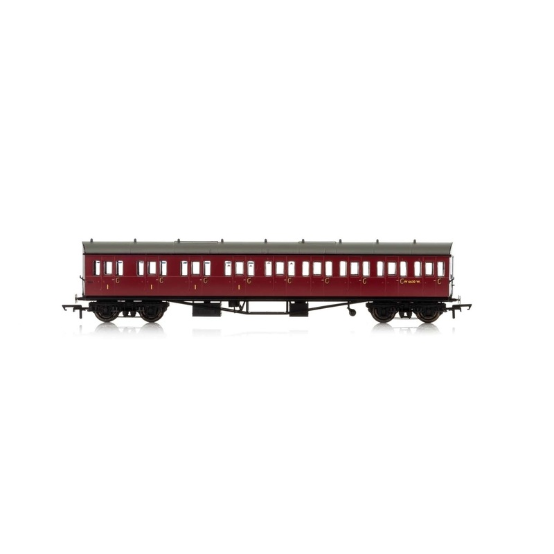 Hornby R4878 BR  Collett 57' Bow Ended E131 Nine Compartment Composite (Left Hand)  W6630W - Era 4