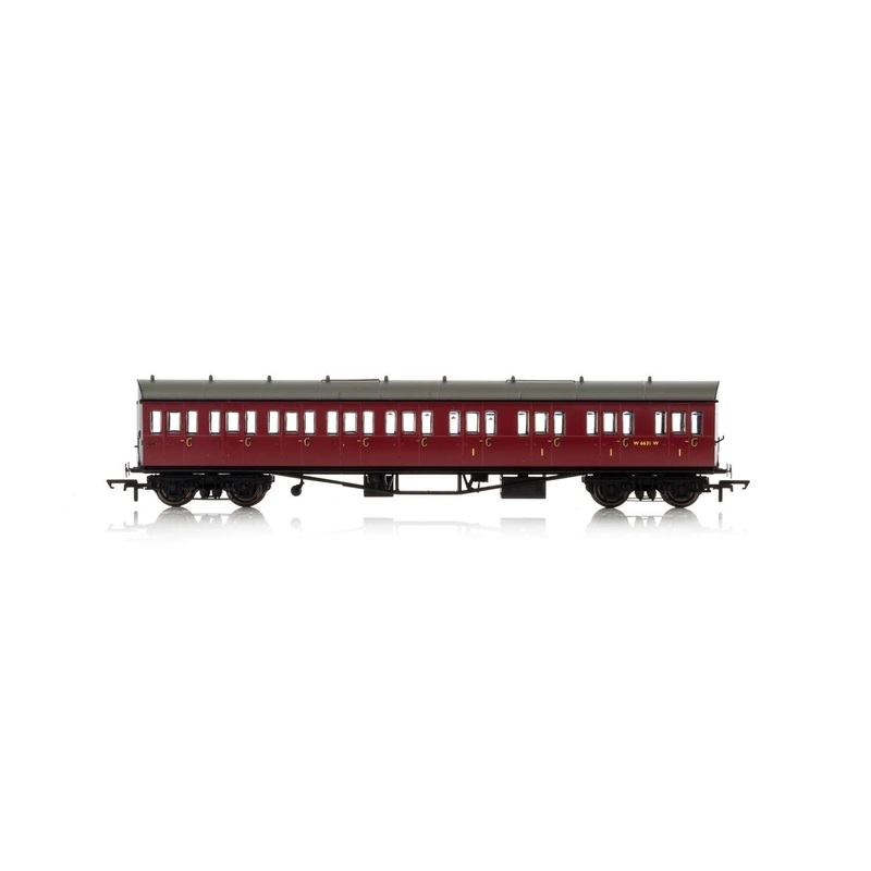 Hornby R4879 BR  Collett 57' Bow Ended E131 Nine Compartment Composite (Right Hand)  W6631W - Era 4
