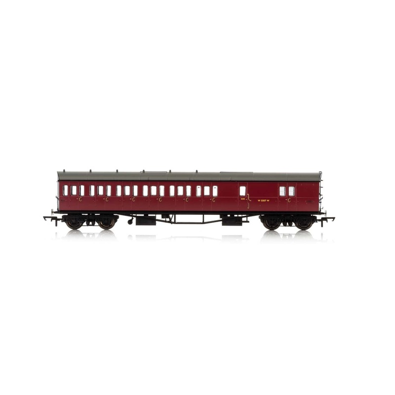 Hornby R4880A BR  Collett 57' Bow Ended D98 Six Compartment Brake Third (Left Hand)  W4949W - Era 4