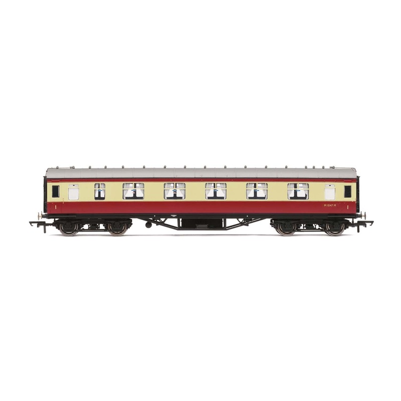 Hornby R4447B BR  Period III Corridor First  M1047M - Era 4
