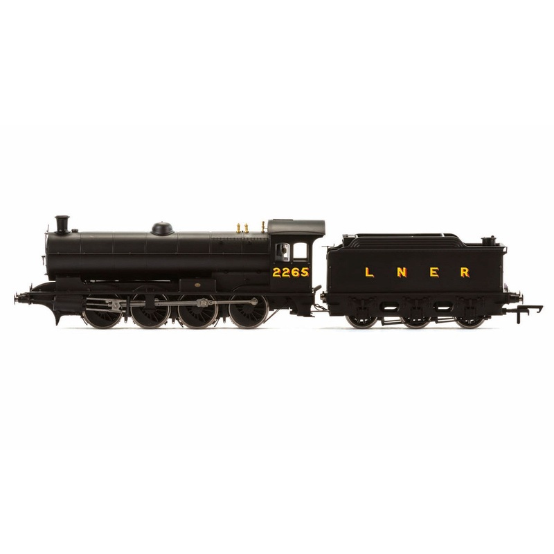 Hornby R3541 LNER  Q6 Class  0-8-0  2265 - Era 3