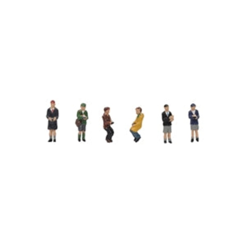 GRAHAM FARISH 379-314 TRAINSPOTTERS  N SCALE FIGURES