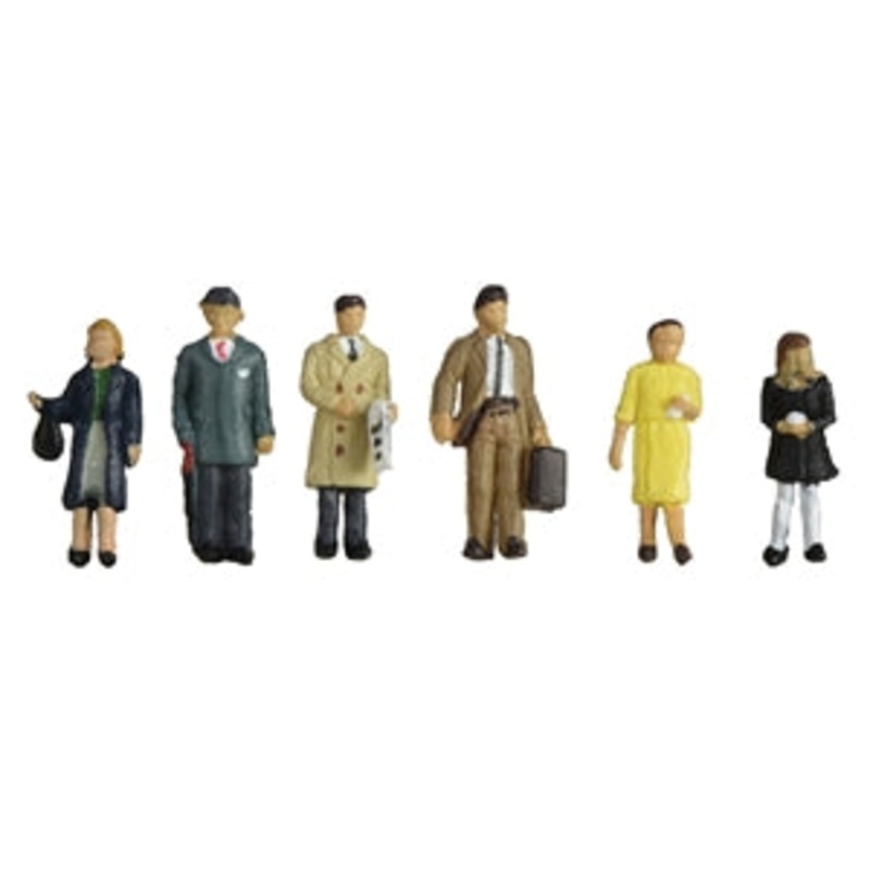 GRAHAM FARISH 379-315 1960/70 STANDING STATION PASSENGERS  N SCALE FIGURES