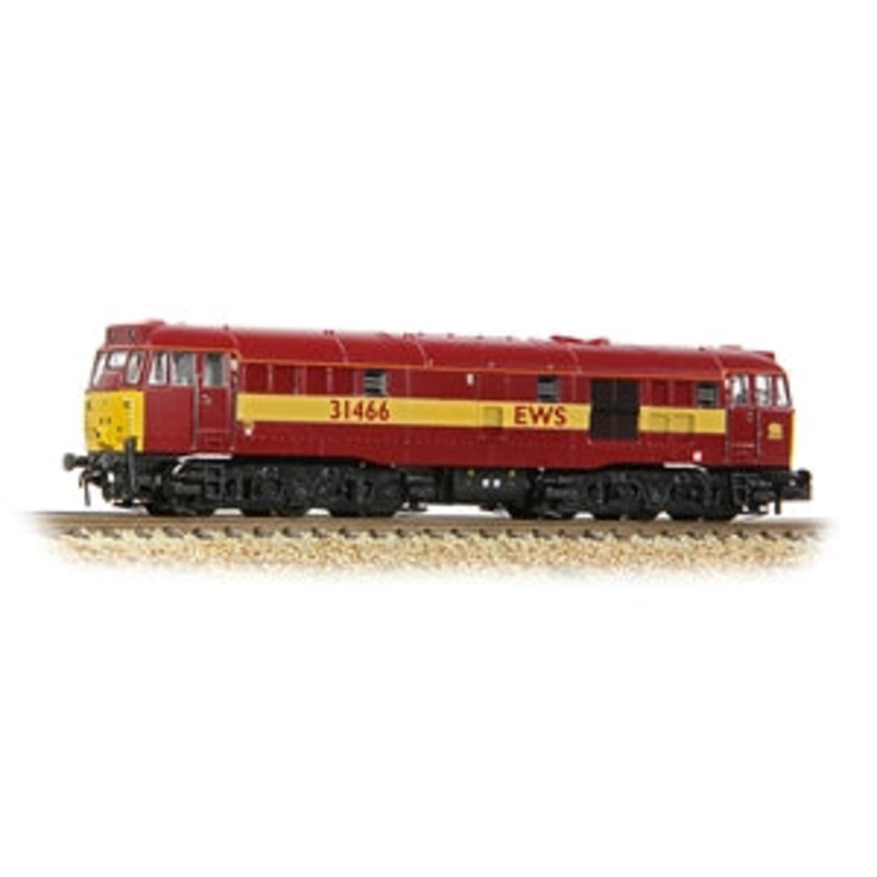 GRAHAM FARISH 371-137SD Class 31/4 Refurbished 31466 EWS  N GAUGE LOCO