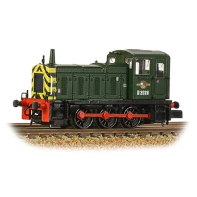 GRAHAM FARISH 371-061A  CLASS 03 D2028 BR GREEN WASP STRIPES  N GAUGE