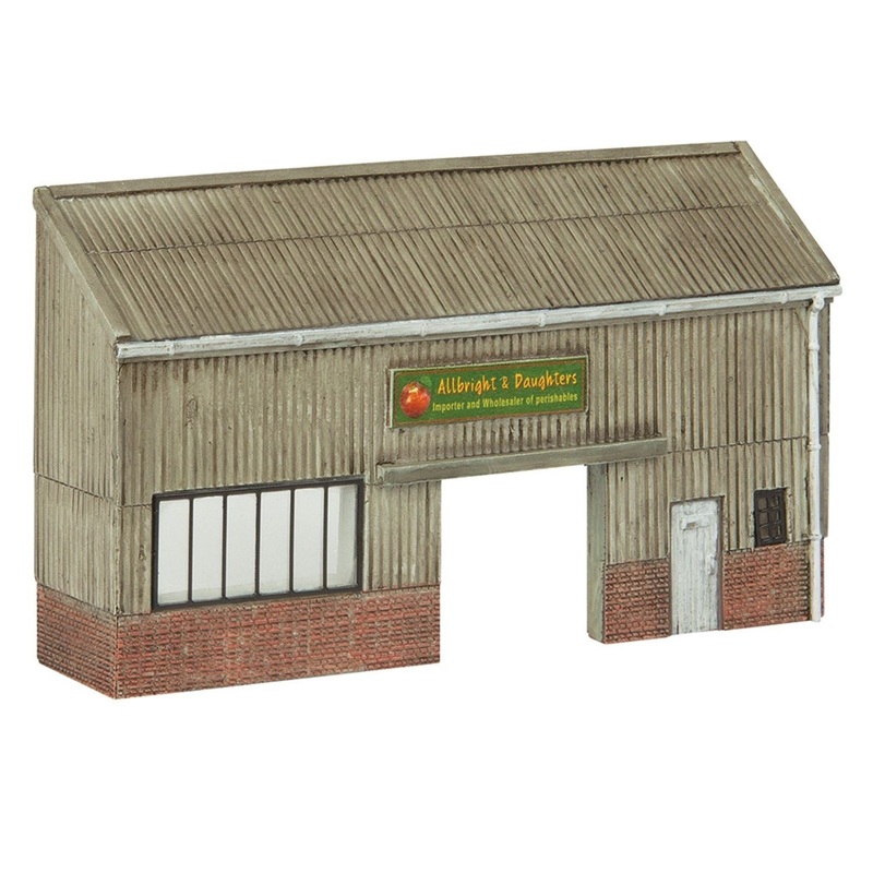 GRAHAM FARISH  SCENECRAFT 42-269 LOW RELIEF CEMENT BOARDED WAREHOUSE N GAUGE
