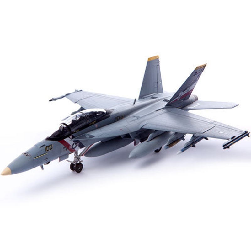 ACADEMY 12567 USN F/A-18F BOUNTY HUNTERS