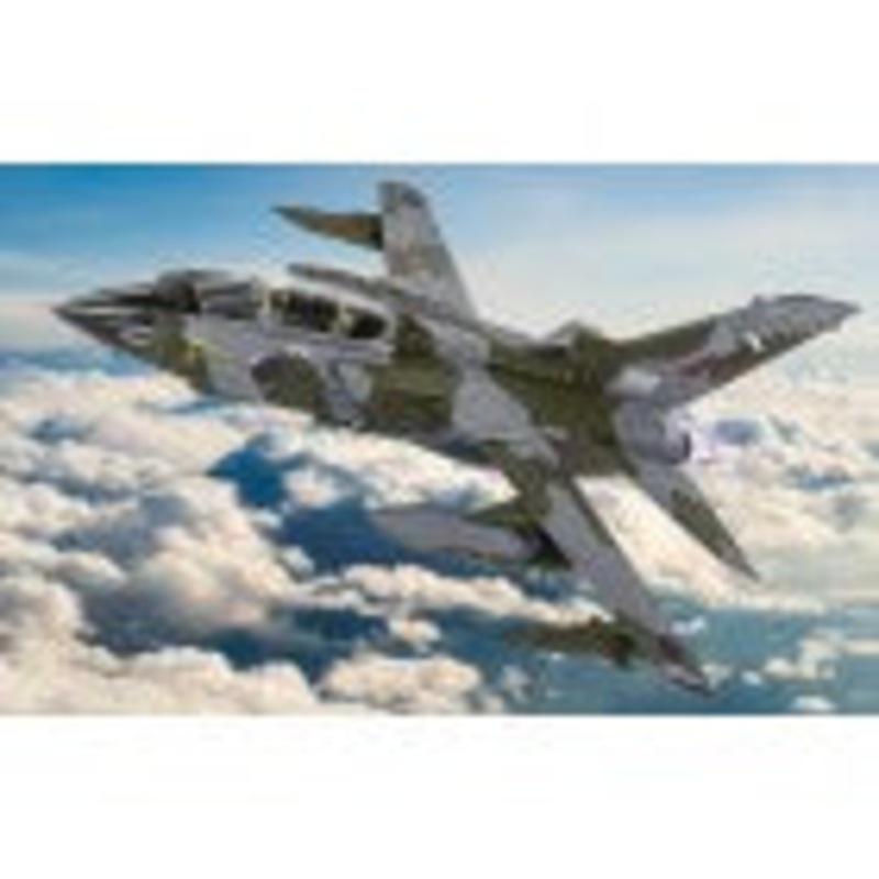 CORGI DIECAST CCAA33619 PANAVIA TORNADO GR.4 1/72 SCALE