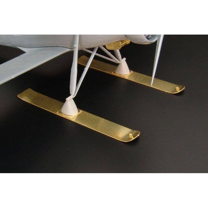 1/72 S-328 Ski (Special Hobby kit)
