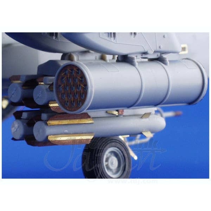 1/32 AH-64A armament