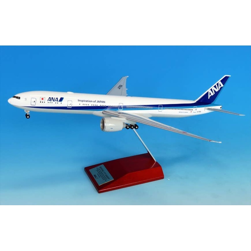 1/200 Boeing 777-300ER JA795A Snap-Fit Model (with WiFi Radome & Gear)