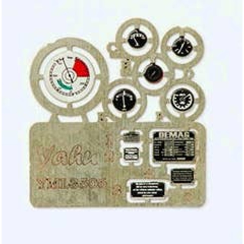 1/35 Sd.Kfz10 1 Ton Half Track Colored Instrument Panel Dragon