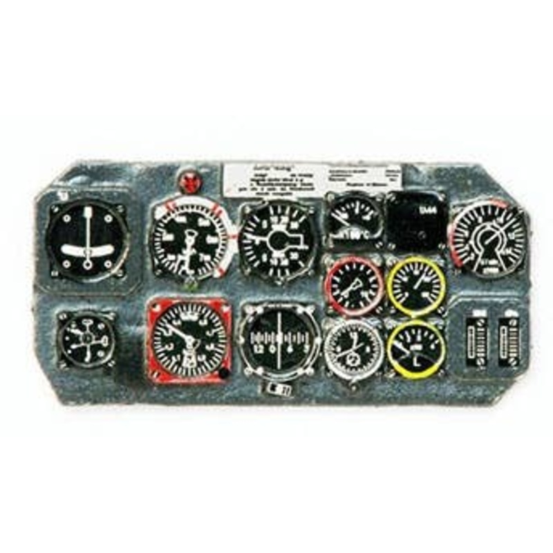 1/32 Henschel HS126 Colored Instrument Panel Revell / ICM