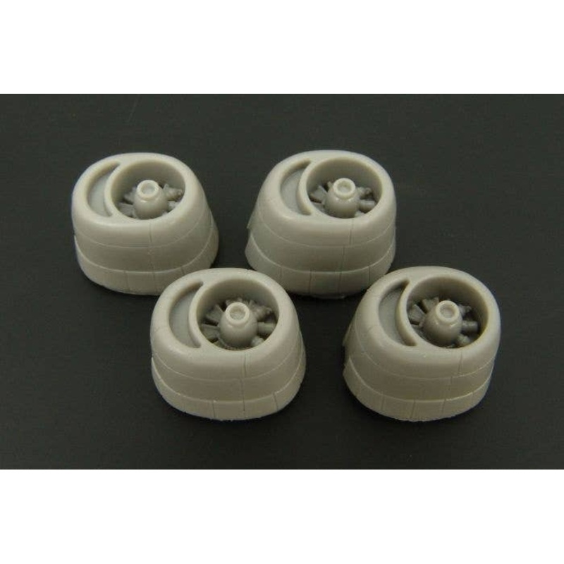 1/144 B-29 Superfortress Engines