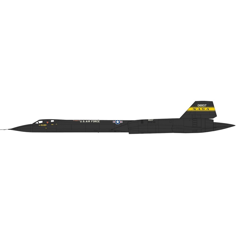 1/72 SR-71(YF-12C) Blackbird NASA 1971