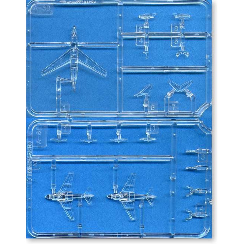 1/700 A-3D Skywarrior & A-6E Intruder