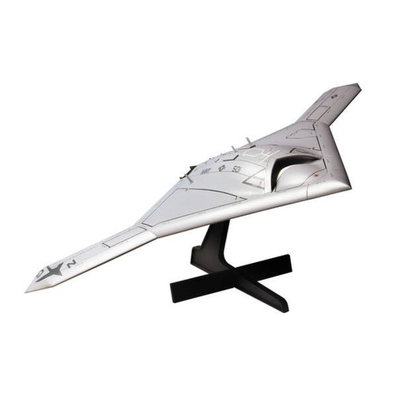 1/72 USN unmanned bomber X-47B Flight Type (w/Stand)